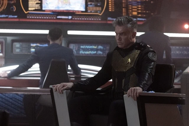 L-R Ethan Peck as Spock and Anson Mount as Capt. Pike in Star Trek: Strange New Worlds (Paramount+)