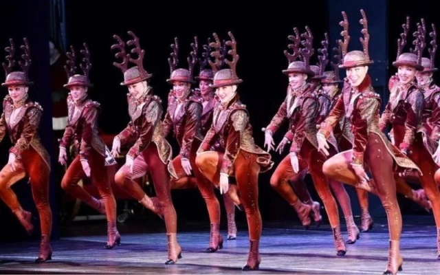 Radio City Rockettes as reindeer