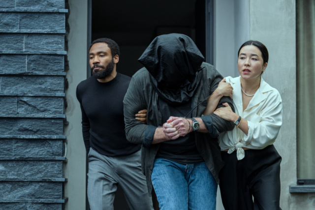 John Smith (Donald Glover) and Jane Smith (Maya Erskine). Mr and Mrs Smith