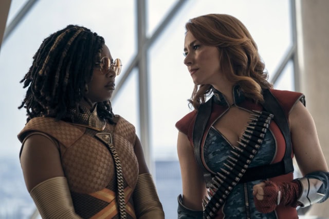 Sister Sage (Susan Heyward) and Firecracker (Valorie Curry)