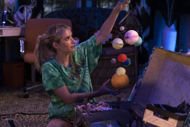 Rex (Emma Roberts) in Space Cadet