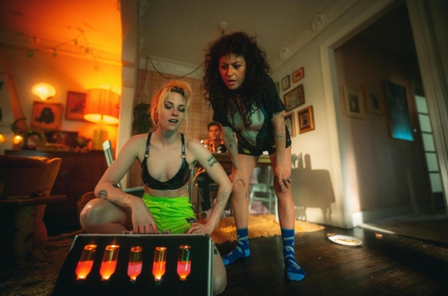 Image from The Wrong Girls with Kristen Stewart and Alia Shawkat